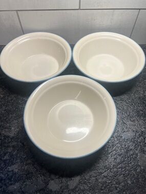 Set of 3 soup/cereal Bowls SYMPHONY OR COSTAL BREEZE with Pale Blue Rim
